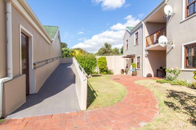 1 Bedroom Property for Sale in Brackenfell Western Cape